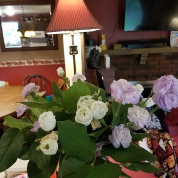 Walter Knoll Florist - Mother's Day bouquet two weeks later - Florists Near Me - Saint Louis, Missouri Walter Knoll Florist - Mother's Day bouquet two weeks later - Florists Near Me - Saint Louis, Missouri