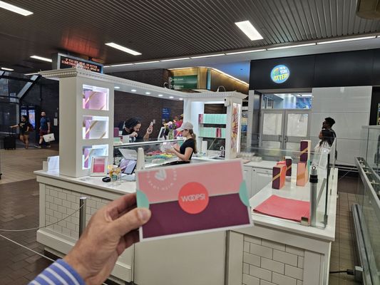 Woops! Macarons & Gifts (Port Authority NYC) by null