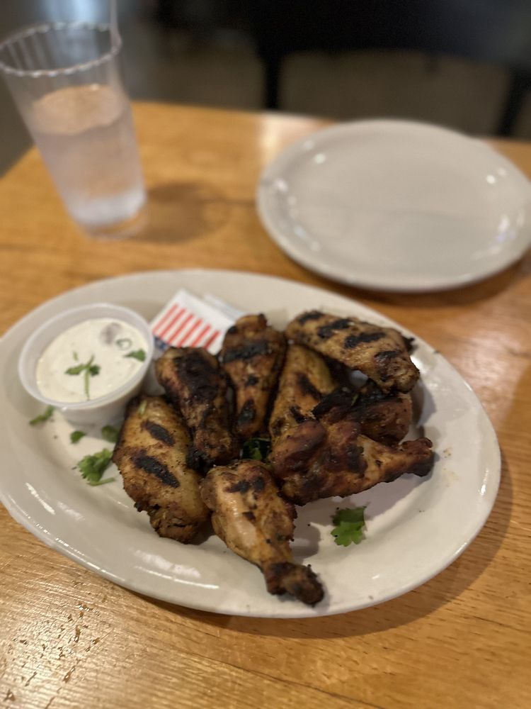 Pies & Pints Pizzeria