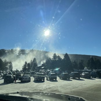 Mohawk Mountain - Ski & Snowboard Shops Near Me - West Cornwall, Connecticut