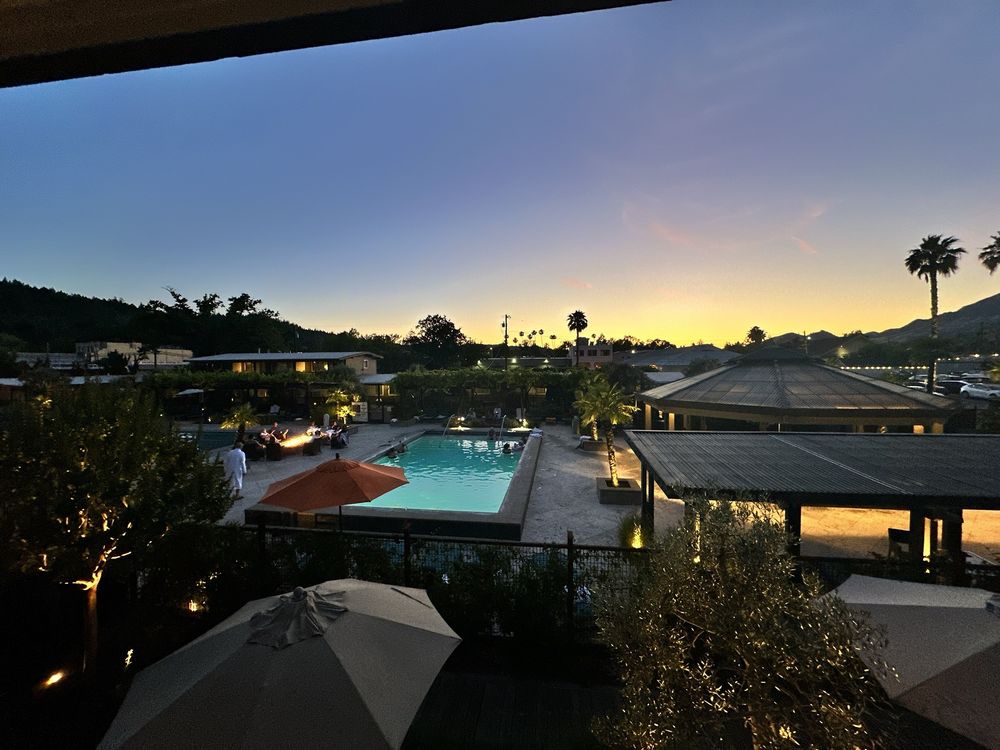 CALISTOGA SPA HOT SPRINGS Updated September 2024 370 Photos & 498