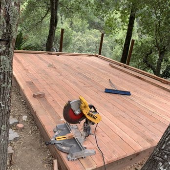 Romo's Landscaping - Redwood deck building process - Gardeners Near Me Romo's Landscaping - Redwood deck building process - Gardeners Near Me