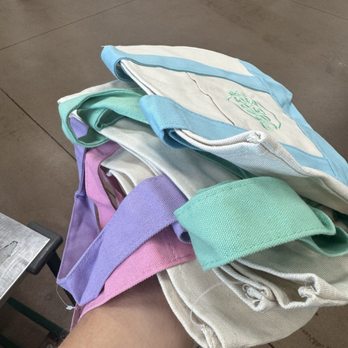 Trader Joe's - Pastel mini tote bags - Spring 2025 - Grocery Near Me - Dallas, Texas Trader Joe's - Pastel mini tote bags - Spring 2025 - Grocery Near Me - Dallas, Texas