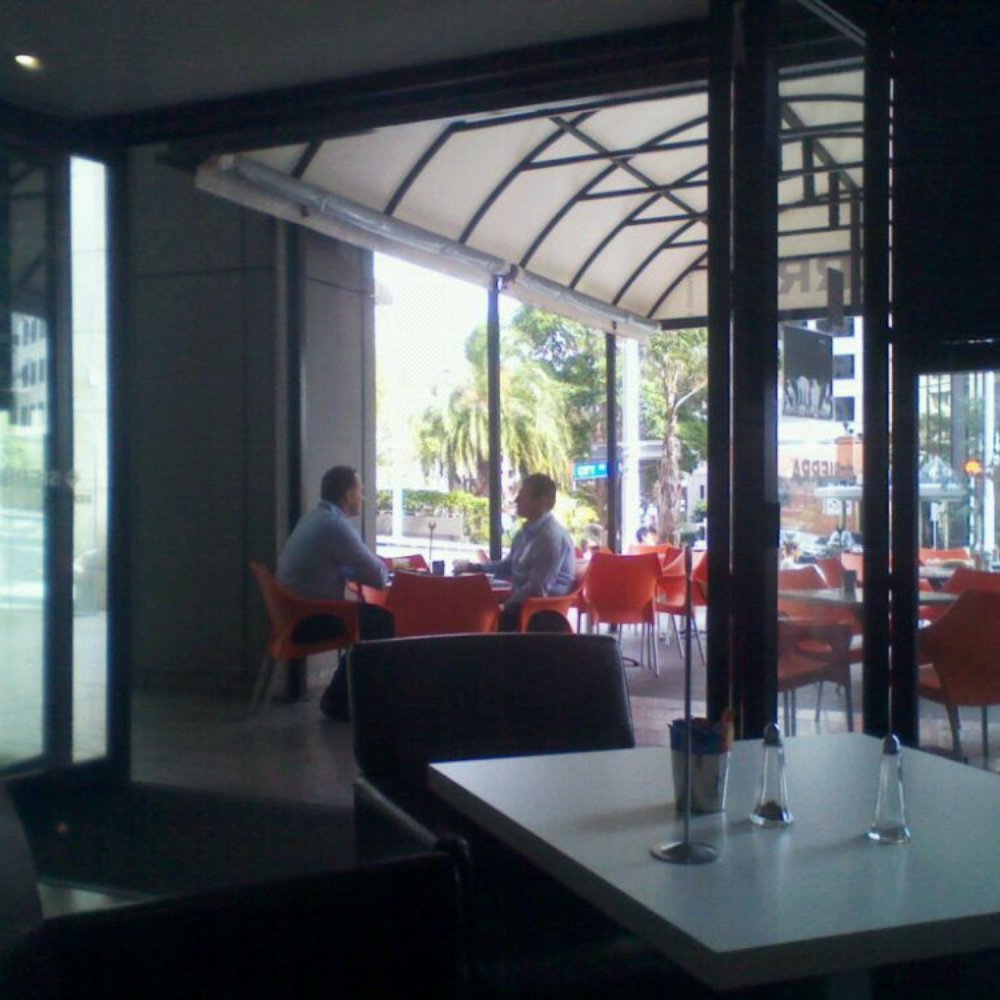 Sierra Cafe - Sierra Cafe interior - Cafes Near Me - Auckland, AUK Sierra Cafe - Sierra Cafe interior - Cafes Near Me - Auckland, AUK