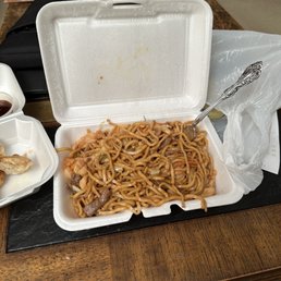 Large lomein Large lomein