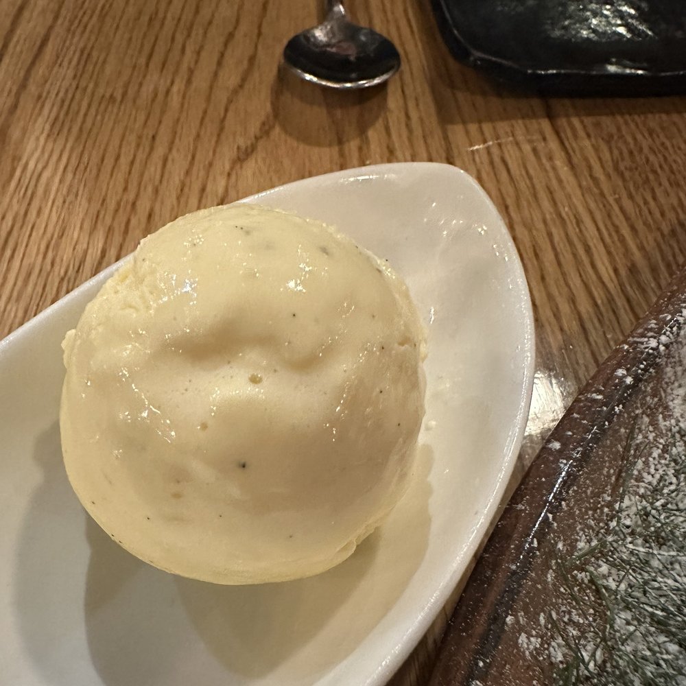 Carrello - Vanilla Gelalto - Italian Near Me - Seattle, Washington