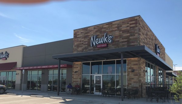 Newk's Eatery by null