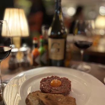45 Jermyn St - Beef tartare - Bars Near Me - London, XGL