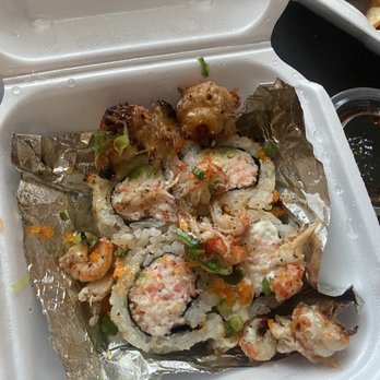 Show Sushi - Baked crawfish, it tasted good. But this looked nothing like the other pictures on Yelp. Where's all the meat?.... - Sushi Bars Near Me - San Dimas, California