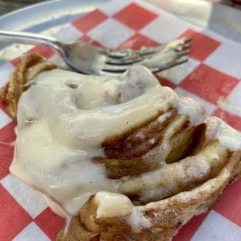 Vector Brewing - Cinnamon roll - Brewpubs Near Me - Dallas, Texas