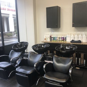 Swanky Salon - The comfy shampoo bowls- Its really easy on your neck! - Hair Salons Near Me - Agoura Hills, California Swanky Salon - The comfy shampoo bowls- Its really easy on your neck! - Hair Salons Near Me - Agoura Hills, California