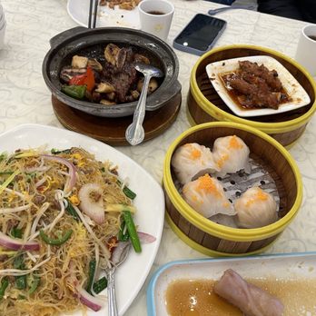 HL Peninsula Restaurant - Tasty food and good service! One of our favorite restaurants. Highly recommend. - Dim Sum Near Me - Milpitas, California