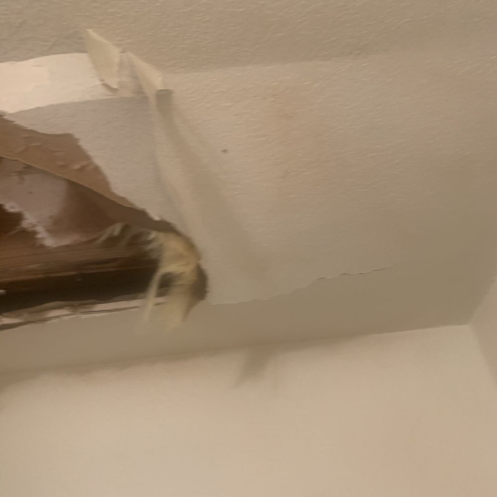 Pleasant Run Apartments - Water damage - Apartments Near Me - Lancaster, Texas