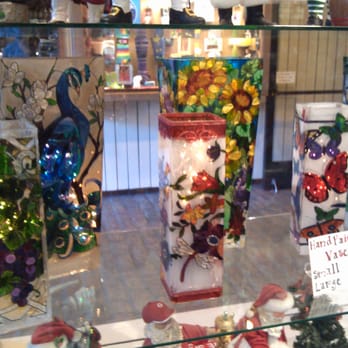 Kris Kringle of Carmel - Glass vases - Flowers & Gifts Near Me - Carmel, California Kris Kringle of Carmel - Glass vases - Flowers & Gifts Near Me - Carmel, California