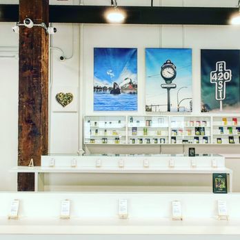 La Canapa Boutique - La Canapa Cannabis Retail - Cannabis Dispensaries Near Me - Vancouver, British Columbia La Canapa Boutique - La Canapa Cannabis Retail - Cannabis Dispensaries Near Me - Vancouver, British Columbia