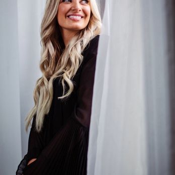 Studio Glow - Teeth Whitening Near Me Studio Glow - Teeth Whitening Near Me