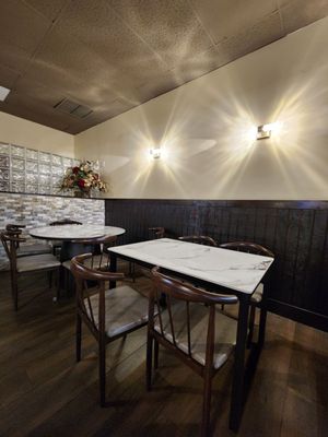 Long Gong Chinese Restaurant by null