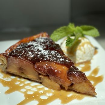 Fresh Corn Grill - Apple Tarte Tatin - American Near Me - Westwood, California