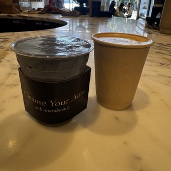 Suá Superette - Cappuccino and Mara Aura Matcha Reset - Chinese Near Me - Los Angeles, California Suá Superette - Cappuccino and Mara Aura Matcha Reset - Chinese Near Me - Los Angeles, California