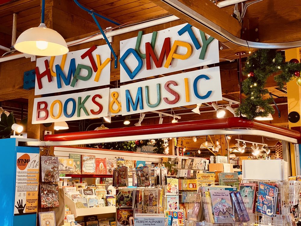 Humpty Dumpty Books & Music Logo