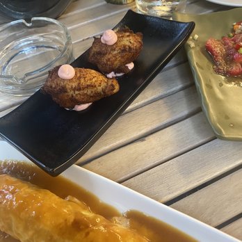 El Bandarra - Duck on the left and cod fritters - Bars Near Me - Barcelona, B El Bandarra - Duck on the left and cod fritters - Bars Near Me - Barcelona, B