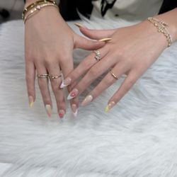 Avon Nails - These nails are perfect for summer!