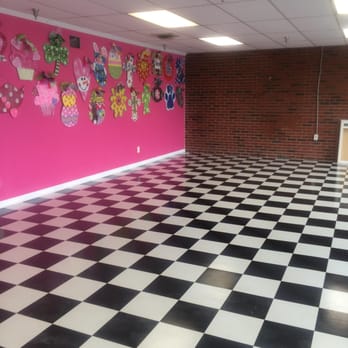 American Homespec - New floor installed at Eastgate Center in Henderdon - Plumbing Near Me - Henderson, Kentucky