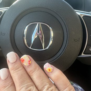 Garden Nails and Spa - Nail Salons Near Me - Salem, New Hampshire