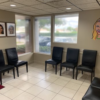 Jacaranda Smiles - Waiting Area - Orthodontists Near Me - Pembroke Pines, Florida Jacaranda Smiles - Waiting Area - Orthodontists Near Me - Pembroke Pines, Florida