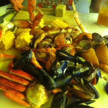 The Crab Pot - Size matters, it's smaller than it looks - Seafood Near Me - Seattle, Washington The Crab Pot - Size matters, it's smaller than it looks - Seafood Near Me - Seattle, Washington