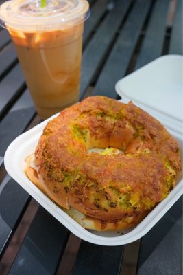 Davis Square Hand Crafted Donuts & Bagels by null