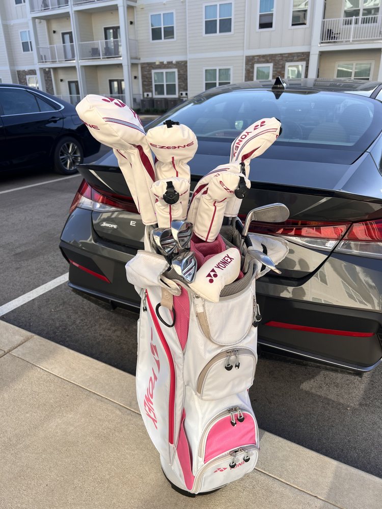 Merrifield Golf Logo