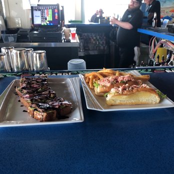 RipTydz - Bar - Seafood Near Me - Myrtle Beach, South Carolina