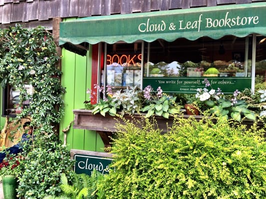 Cloud & Leaf Bookstore, LLC by null