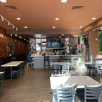 La Ciccia - Interior...it's bright because we just stepped in and the front door was open - Italian Near Me - Honolulu, Hawaii La Ciccia - Interior...it's bright because we just stepped in and the front door was open - Italian Near Me - Honolulu, Hawaii