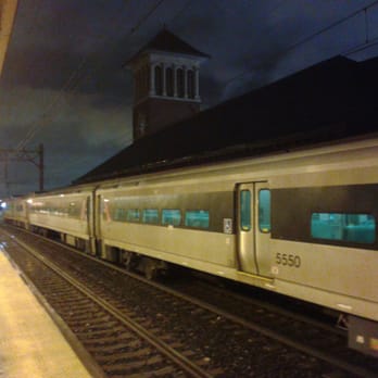 Newark Broad Street Station - Train Stations Near Me - Newark, New Jersey