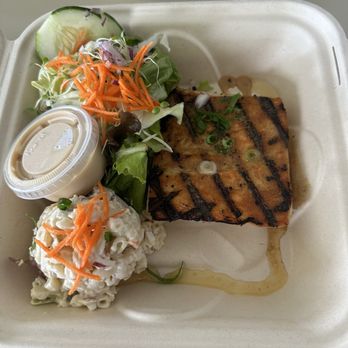 Sleeping Giant Grill - Ono plate - Seafood Near Me - Kapaa, Hawaii