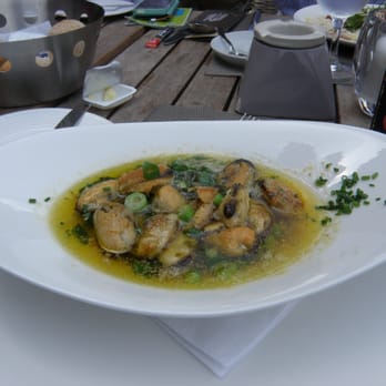 Restaurant De Graslei - Mussels in garlic butter, yum! - Belgian Near Me - Gent, VOV Restaurant De Graslei - Mussels in garlic butter, yum! - Belgian Near Me - Gent, VOV