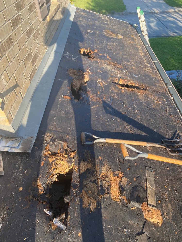 Slide of J’s Roofing