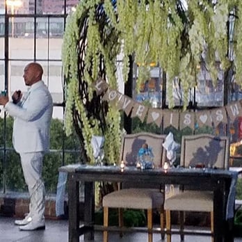 Christy Flowers - Rustin Arch - Christy's Flowers - Florists Near Me - Los Angeles, California