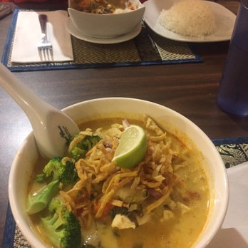 Thai Country Kitchen - noodles and curry! - Thai Near Me - Toronto, Ontario Thai Country Kitchen - noodles and curry! - Thai Near Me - Toronto, Ontario