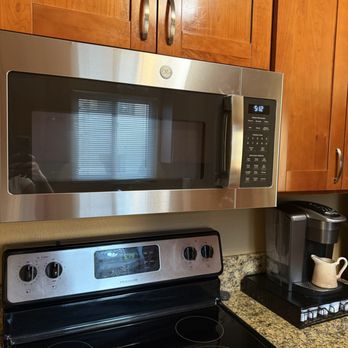 Signature Home Services - Handyman Near Me - Wailuku, Hawaii Signature Home Services - Handyman Near Me - Wailuku, Hawaii