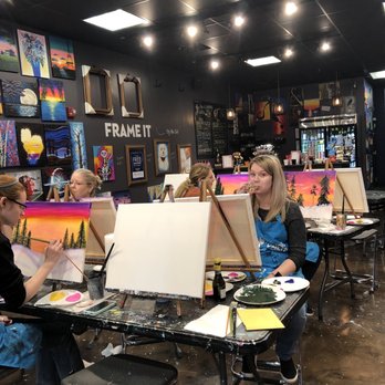 Pinot's Palette - Paint & Sip Near Me - Cincinnati, Ohio Pinot's Palette - Paint & Sip Near Me - Cincinnati, Ohio