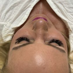Lashes by Mia Lan - Volume lashes
