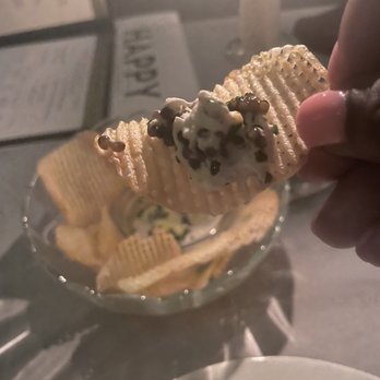 Maple & Ash - Chips ruffles vibes I loved it along with a French onion tasting dip definitely was a vibe topped off with caviar - Steakhouses Near Me - Chicago, Illinois