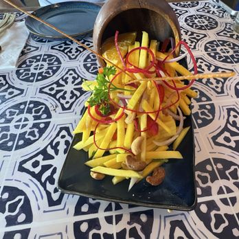 Chiang Rai Thai Kitchen and Bar - Mango Thai salad - Thai Near Me - Markham, Ontario