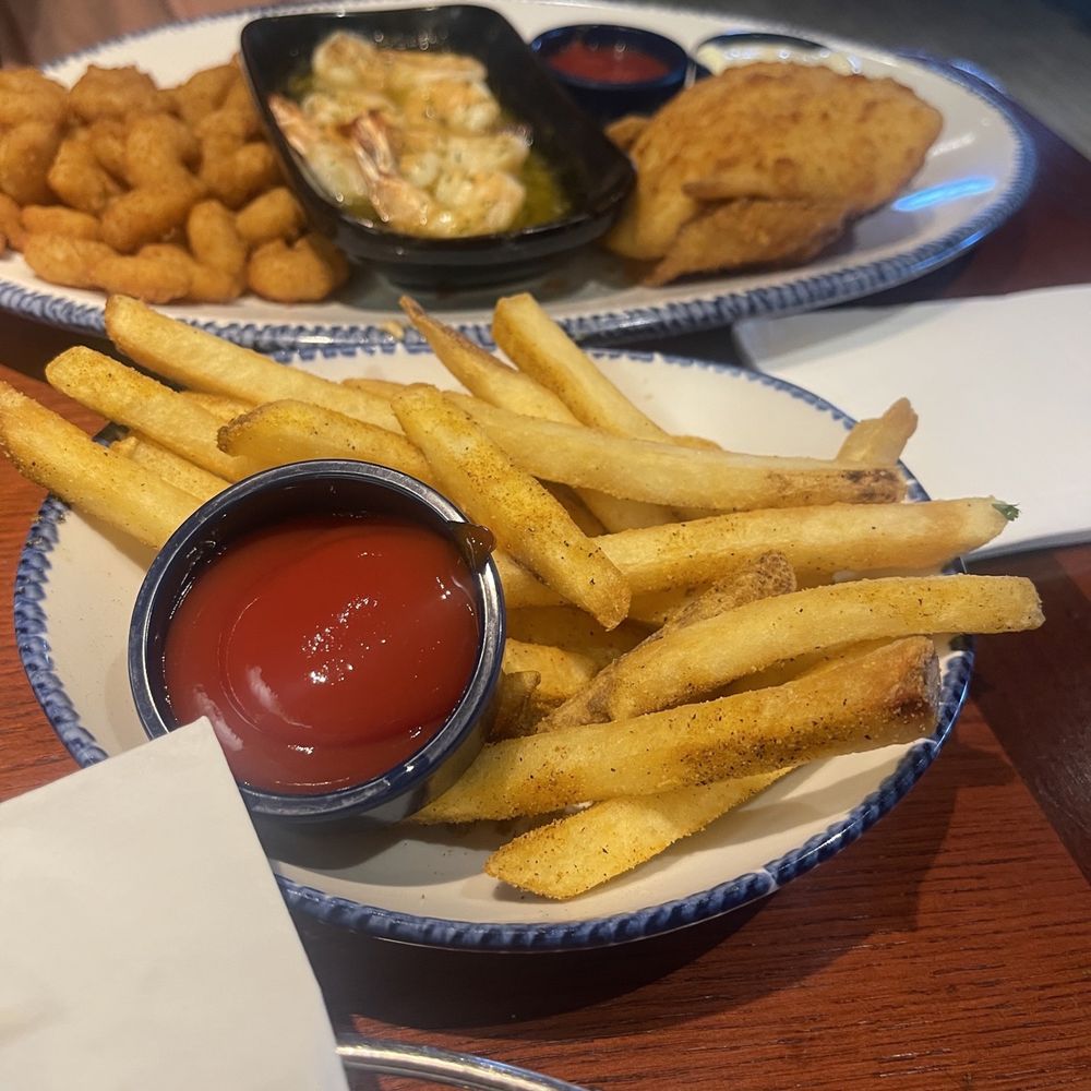 Red Lobster - Fisherman's platter - Seafood Near Me - Scottsdale, Arizona Red Lobster - Fisherman's platter - Seafood Near Me - Scottsdale, Arizona