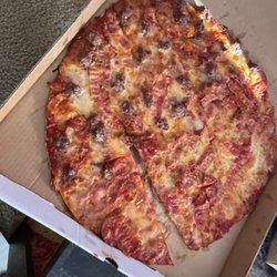 Imo's Pizza - Cold as hell only been here 7 minutes
