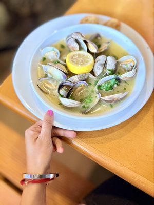 The Fish Peddler Restaurant on Foss Waterway by null
