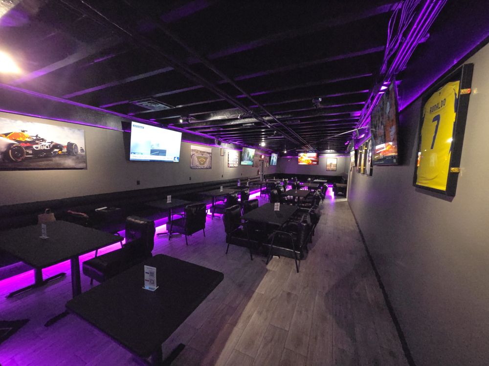 Falak Hookah Lounge & Shop